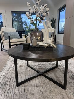 Modern Round Coffee Table
