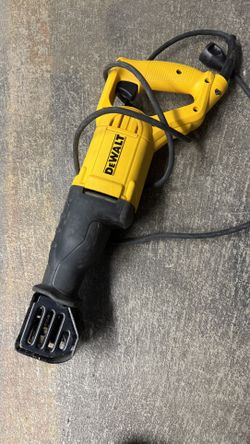 Dewalt 10 Amp Corded Reciprocating Saw