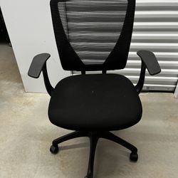 Black Swirling Desk Chair 