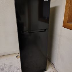 Compact Refrigerator Freezer