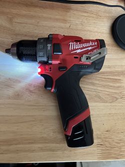 Milwaukee M12 Fuel Hammer Drill