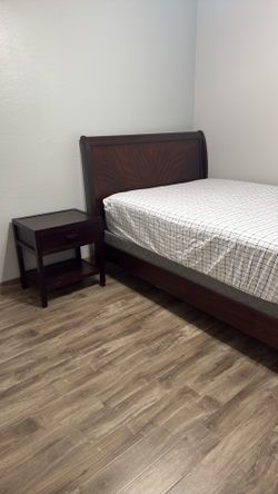 Queen bedroom set.