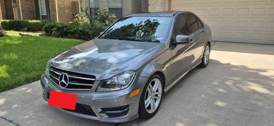 2014 MERCEDES BENZ C300 SPORT, LOADED, CLEAN, GAS SAVER, CLEAN TITLE