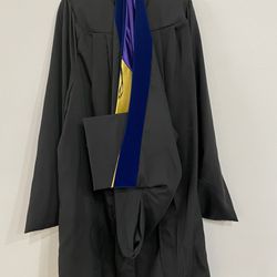 Master’s Gown, Cap, and Hood for UW MBA