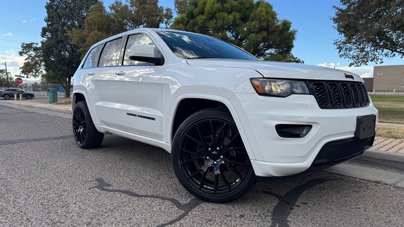 2018 Jeep Grand Cherokee Altitude