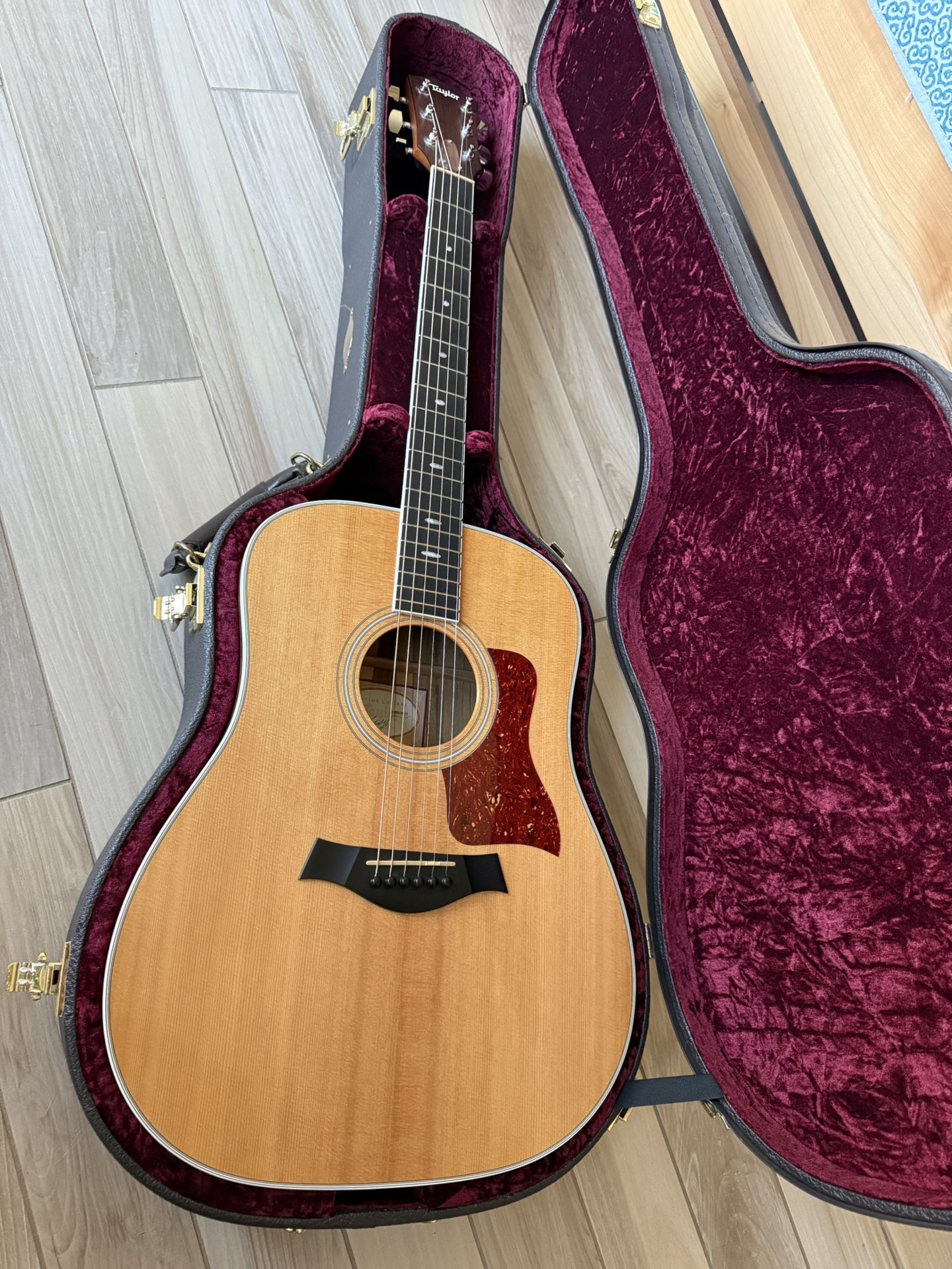Taylor 410e Acoustic Electric Guitar
