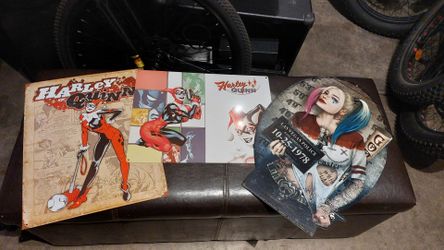 Harley Quinn tin signs