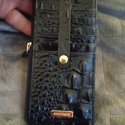 Brahmin credit card holder/ wallet
Black genuine leather 