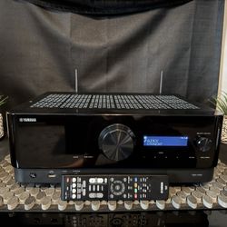 Yamaha TSR 700 A/V Receiver 