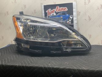 13-15 NISSAN SENTRA PASSENGER HALOGEN OEM HEADLIGHT