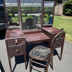 Antique Dressing/vanity Table With Chair $120. Or Best Offer