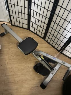 Rowing workout machine
