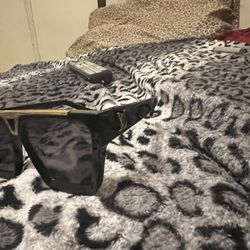 Louis Vuitton Sunglasses Evidence 