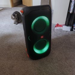JBL Party Box 110 Speaker and Cord