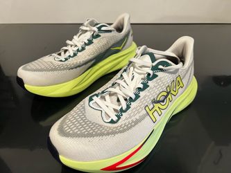 Almost New HOKA Mach 7 Men’s Size 11