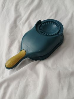HAND PRESS TOOL FOR DUMPLING WONTON FRUIT PIE PRESS