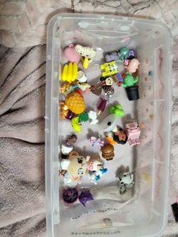 Random Toys Figurines  GET RID OF ASAP PLS