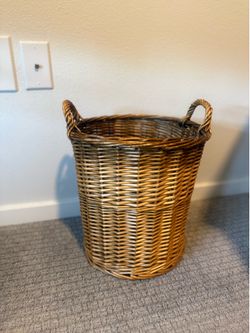 Woven Rattan Basket with Handles – Great Condition