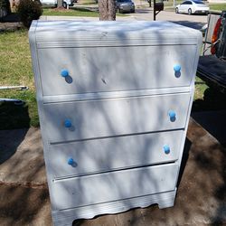 Wooden Vintage Chest of Drawers
