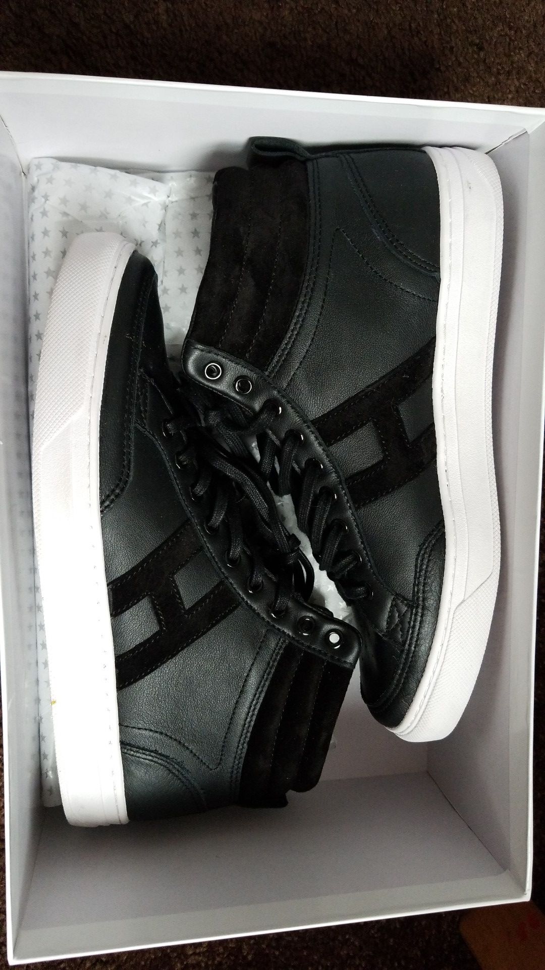 HUF brand shoes men size 8.5