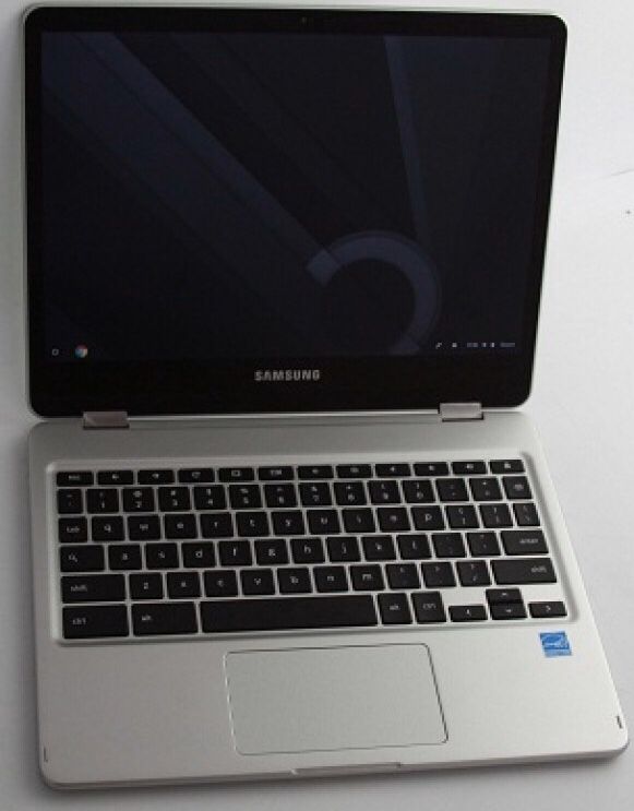 Samsung ChromeBook Touchscreen / Folds backwards to hold like tablet