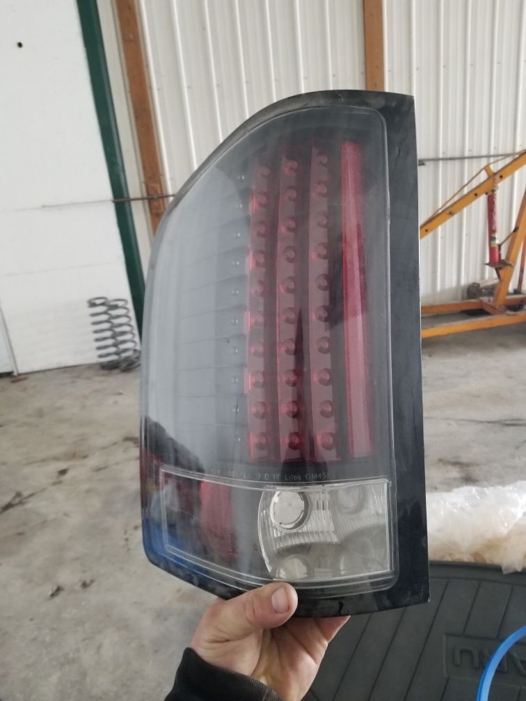 GM DRIVER SIDE TAIL LIGHT LED