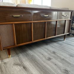 1960’s Magnavox Stereo Console 