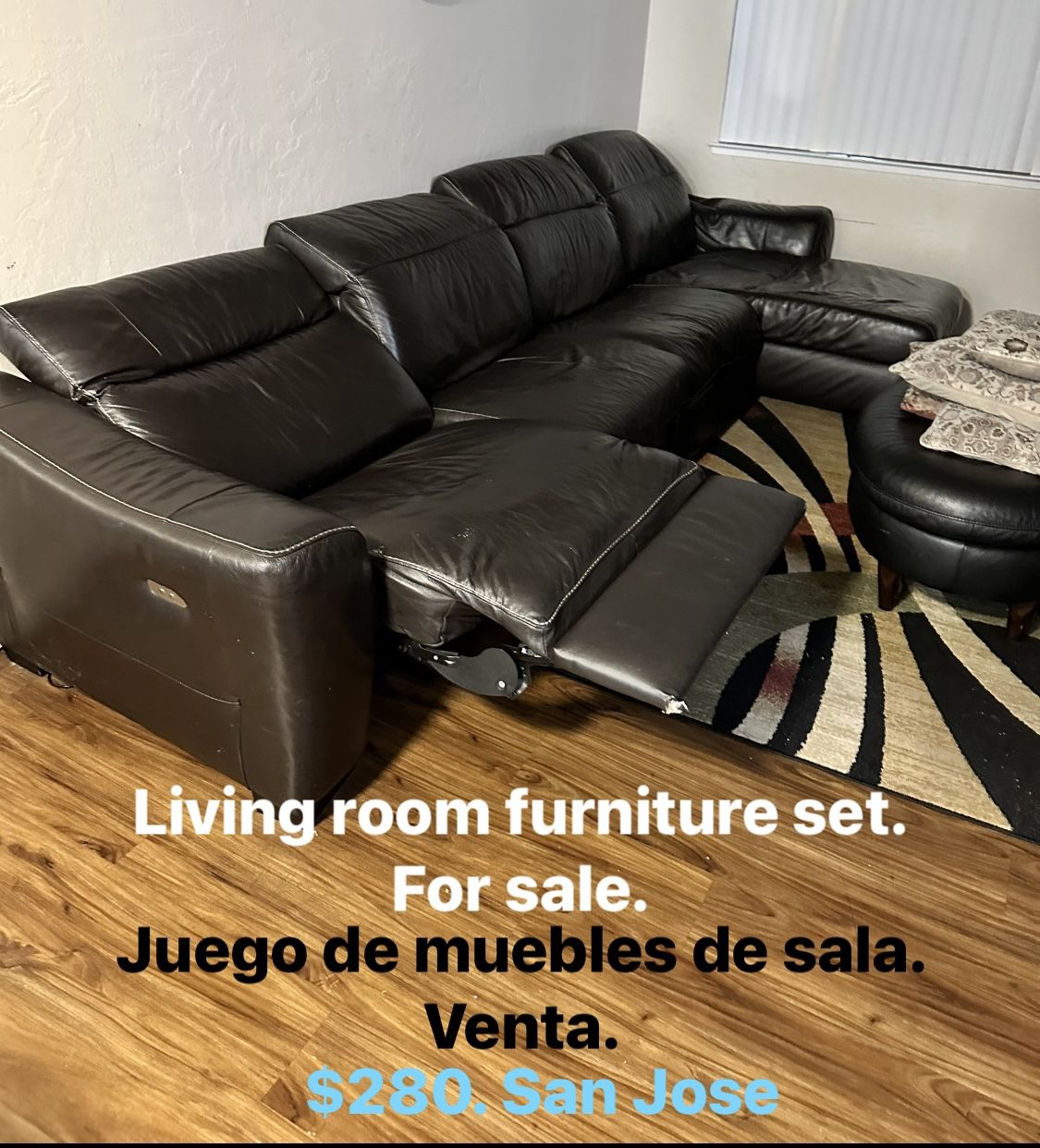 Living room furniture set. Juego de muebles de sala.