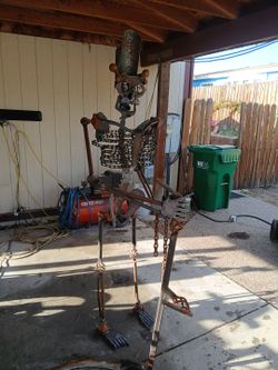Life size skeleton sculpture
