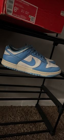 Mens size 9 dunks