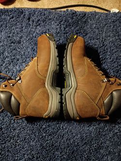 Steel toe waterpoof boots size 9.5