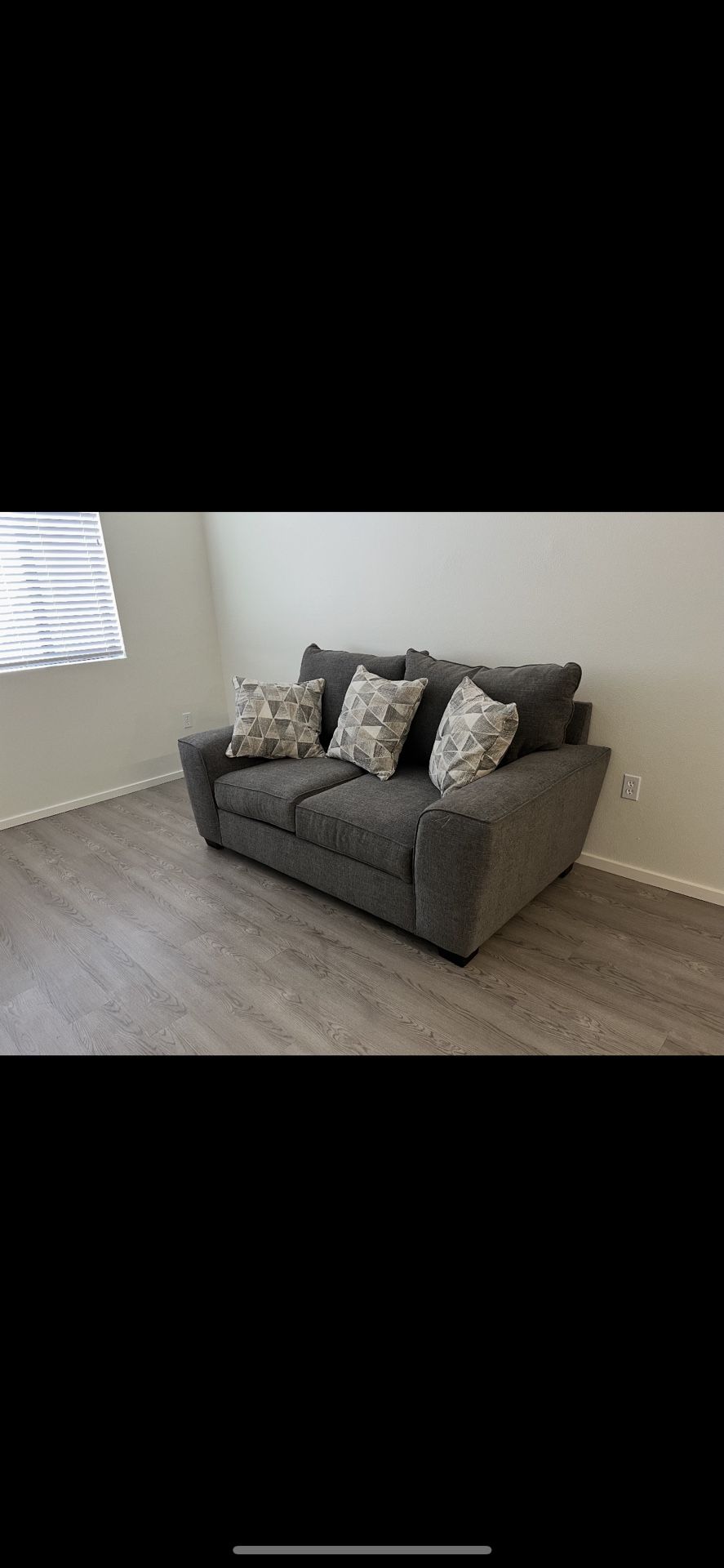 Sofa Love Seat