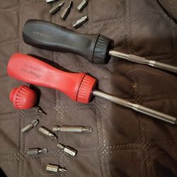 2 Snap On SSDMR4B Ratcheting Magnetic Screwdriver sets with Multiple bits for each