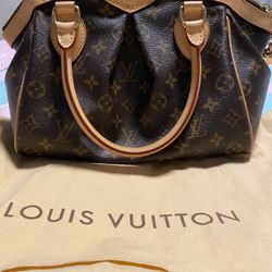 Authentic Louis Vuitton 