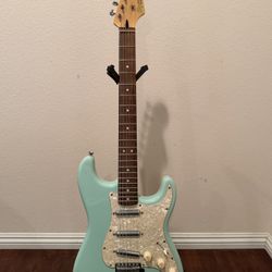 Squier Vintage Modified Surf Stratocaster Sonic Blue Rosewood Guitar Lipstick