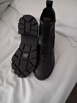Tory Burch Chelsea Lug-Sole Heeled Ankle Boots