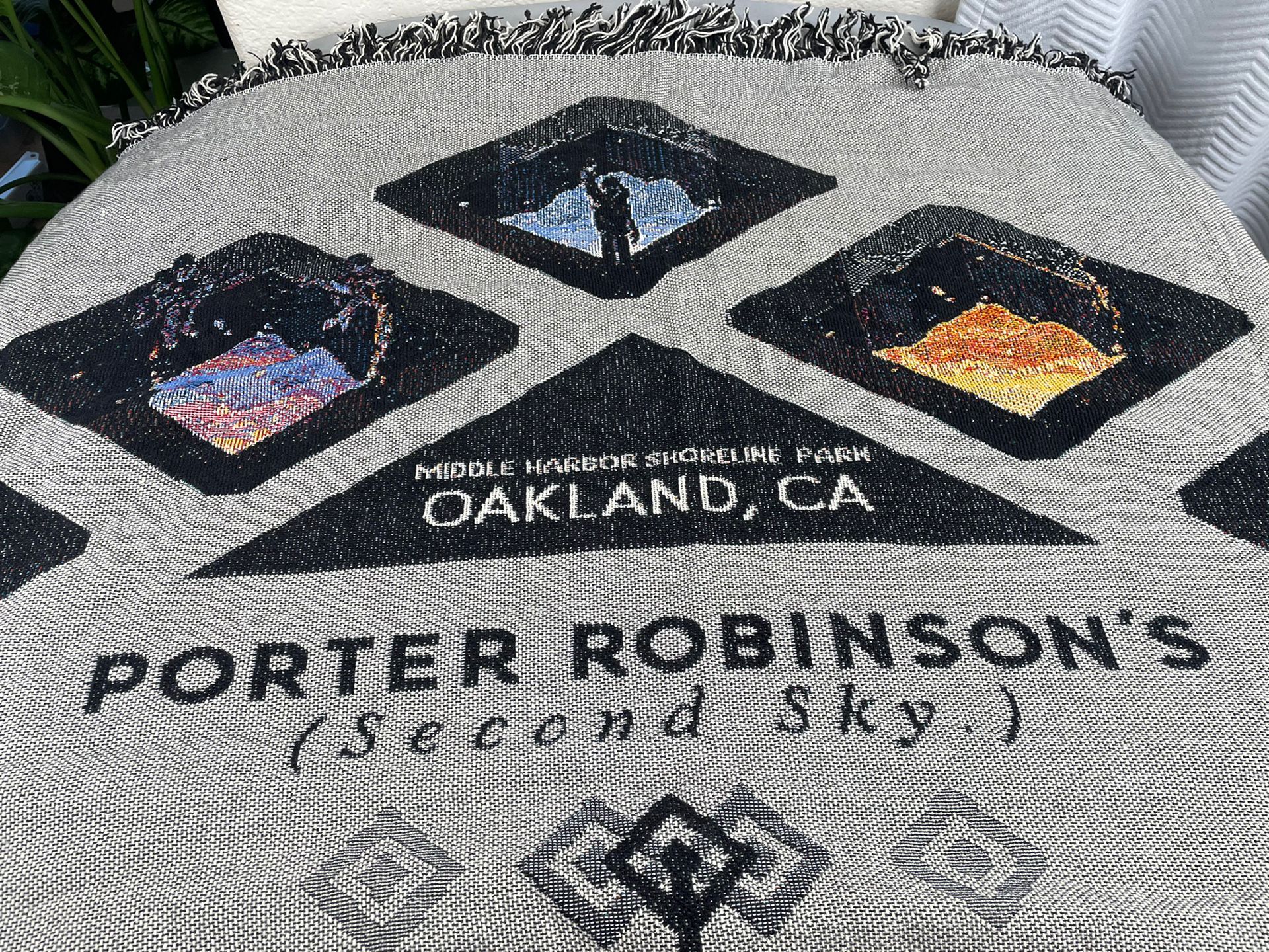 Porter Robinson Second Sky Festival 2019 Limited Edition Throw Blanket