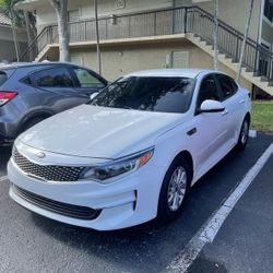 2018 KIA Optima