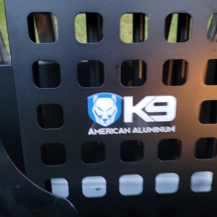 American aluminum K9 Kennel