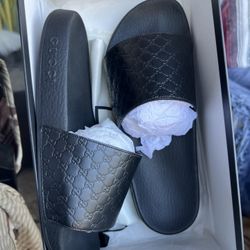 Gucci Slides – (New in Box)