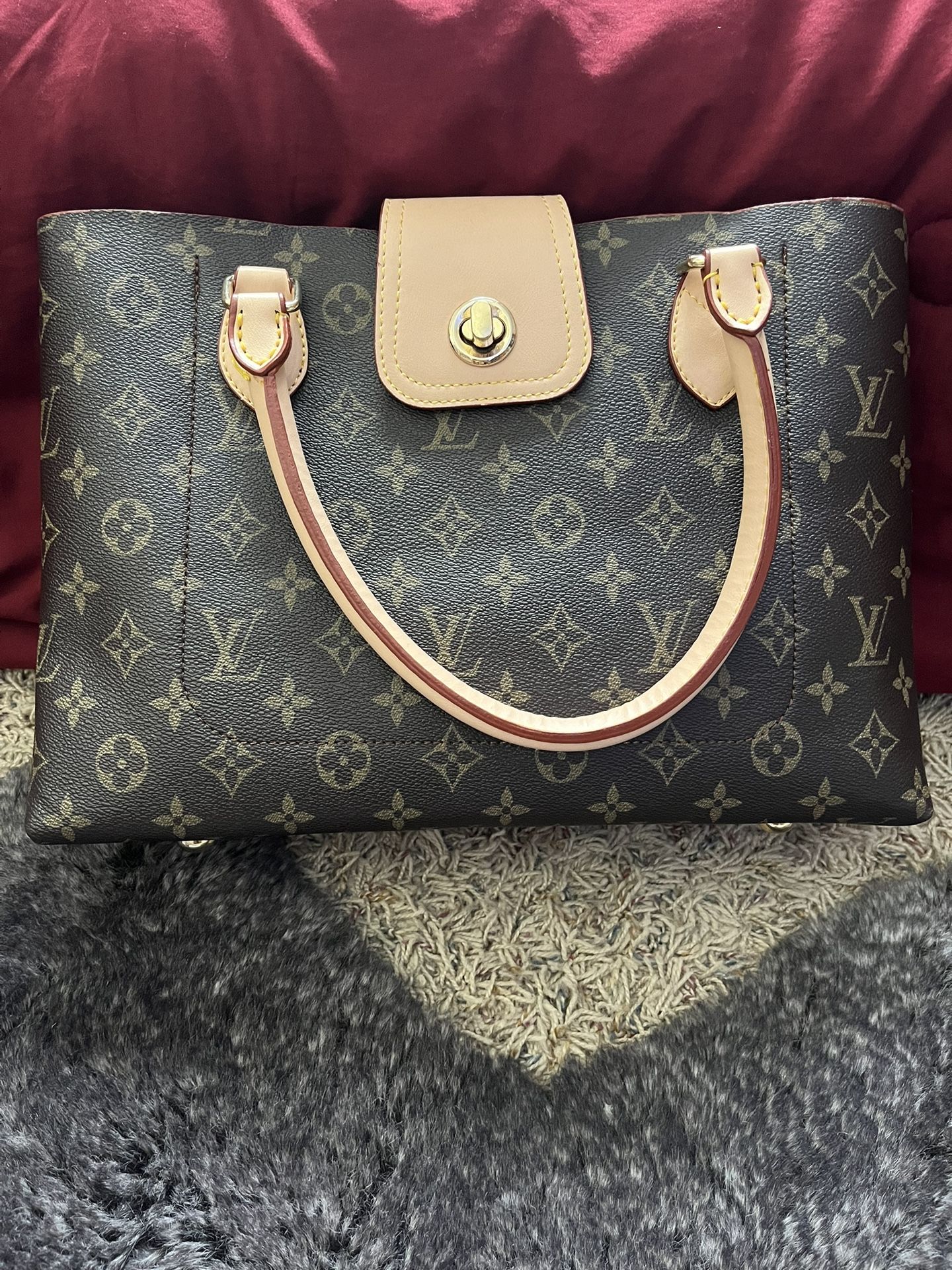 Louis Vuitton Montaigne MM Handbag