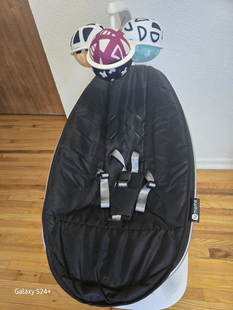 Mamaroo Baby Swing