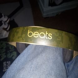 Beats by dre studio head phones