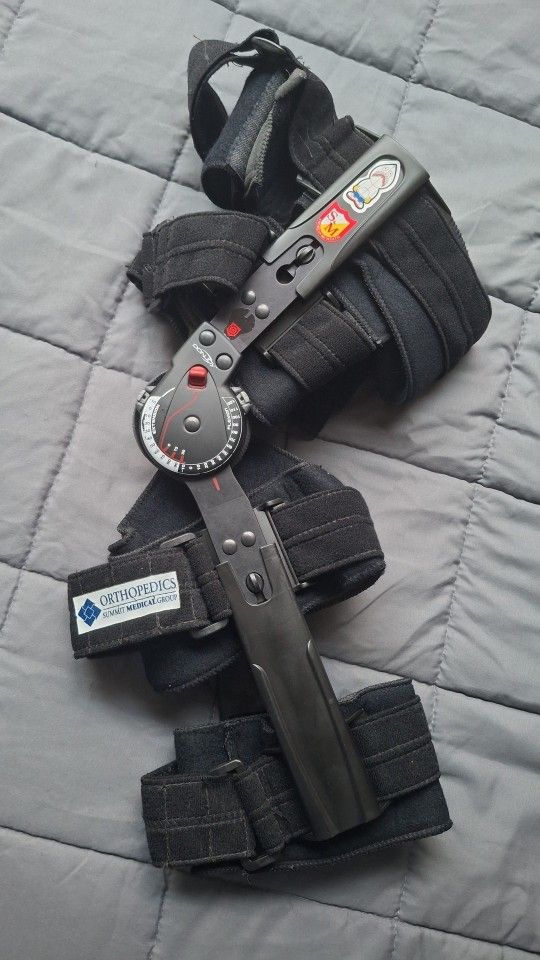 DonJoy X-ROM Post-Op Knee Brace