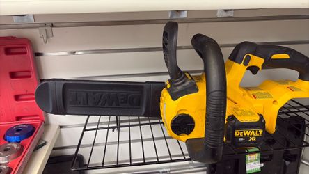 Dewalt saw