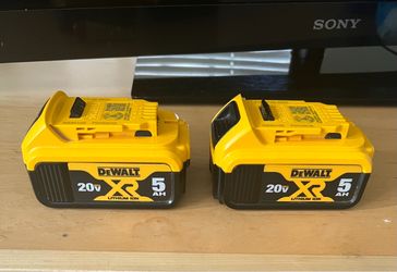 DeWalt 20V Max XR 5Ah Lithium-Ion Batteries (2-Pack)
