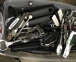 Miscellaneous kitchen implements