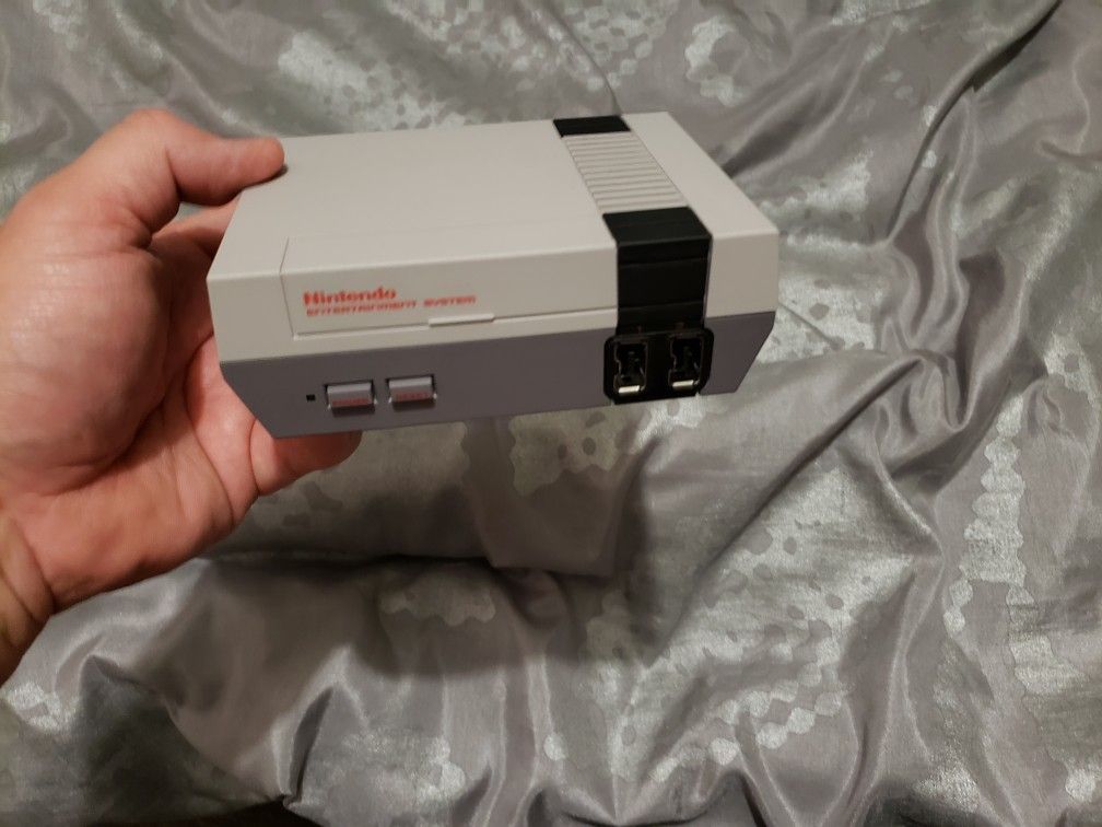 Nintendo classic with 2 controllers and 30 installed games