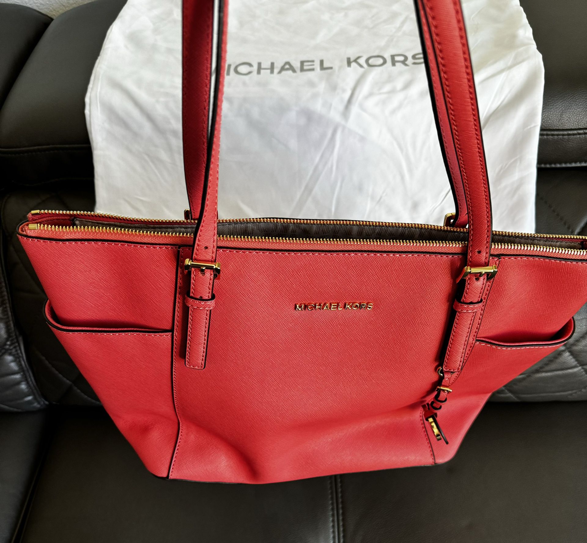 Michael Kors Large Top Zip Saffiano Leather Tote