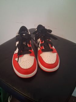 Nike Dunk Low Red White Black Sneakers